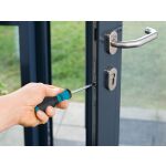 Křížový šroubovák PH s brunýrovaným hrotem v použití – HA158706