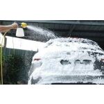 Ukázka použití pneumatického rozprašovače při nanášení autošamponu na automobil - LID061