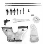 Příslušenství k horní frézce OF 1200 E, včetně fréz, vodicích tyčí a klíče. GU59154