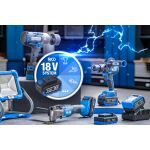 Akumulátorový systém BGS 18V s kompatibilním nářadím a nabíječkami v dílně – B7382