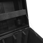 Detail pantů plastového kufru - AH895354