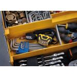 Čelovka Petzl uložená v zásuvce s nářadím, připravena na profesionální použití - E069AA00