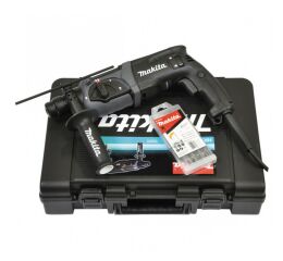 Kombinované černé kladivo 780W 2,4J Makita s příslušenstvím - HR2470BX40