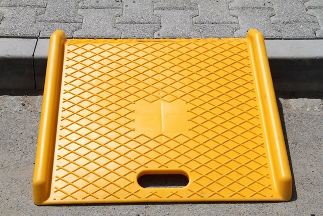 Detail nájezdové rampy AHProfi TS690 Detail nájezdové rampy AHProfi TS690