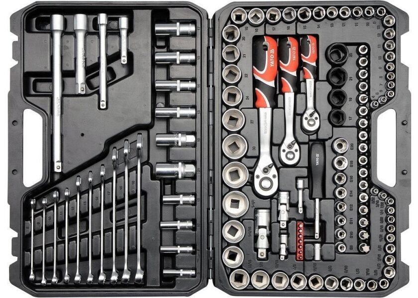 Gola sada s klíči 1/2