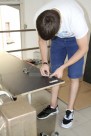Namontování plechů pro uchycení pantů dveří nábytku do garáže Namontování plechů pro uchycení pantů dveří nábytku do garáže